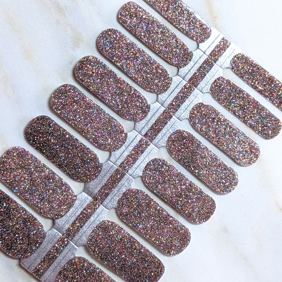 5 for $15 Nail Wraps- Chocolate Sprinkles - Picture 2 of 3
